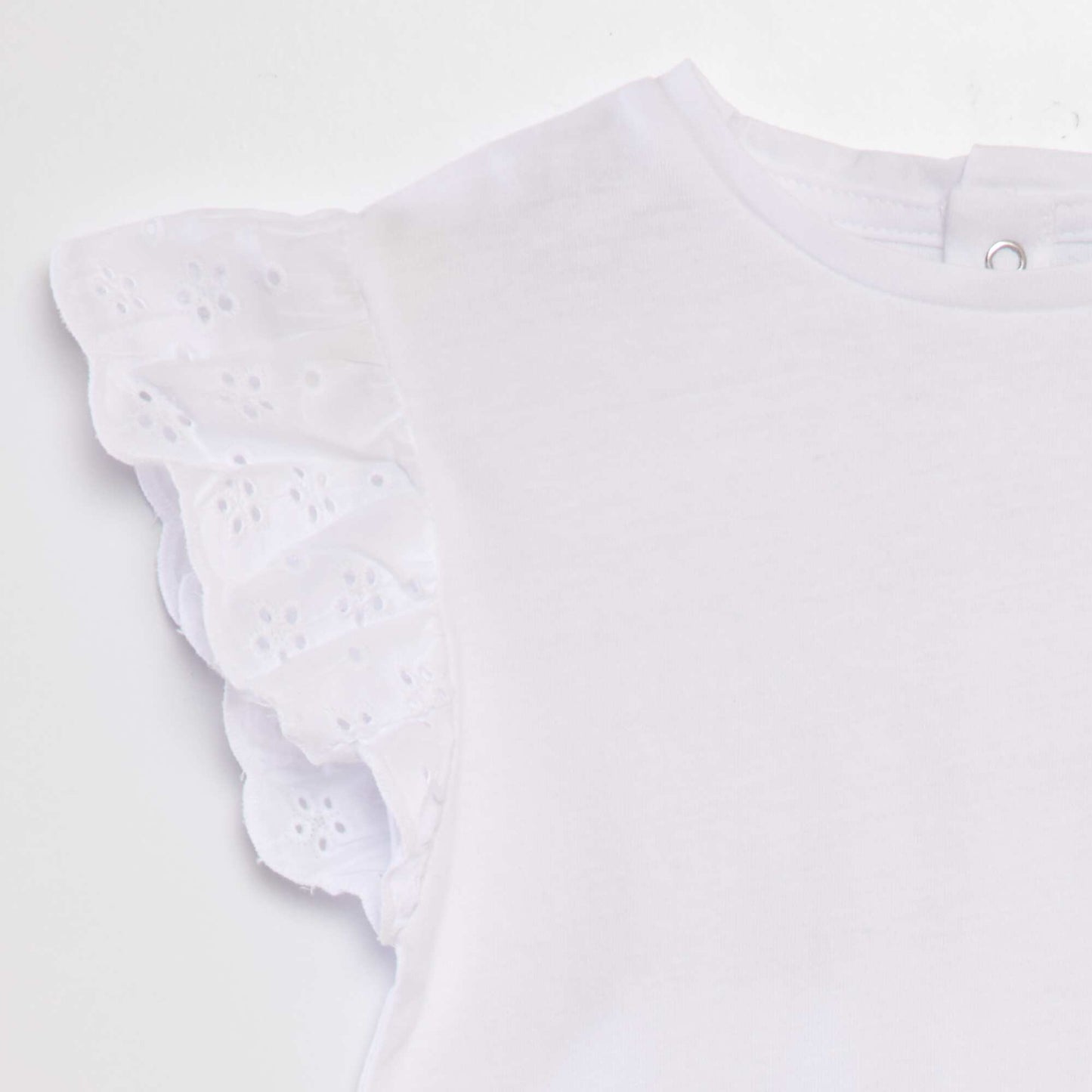T-shirt with broderie anglaise sleeves white