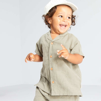 Short-sleeved shirt grey