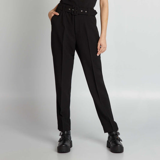 Flowing carrot trousers black