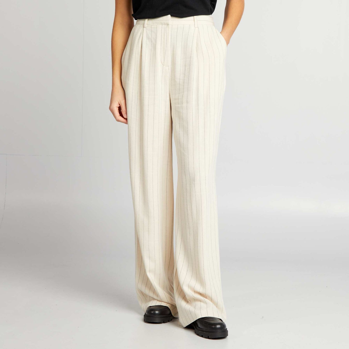 High-waisted tailored trousers BEIGE