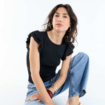 Ribbed Ruffle-Sleeve T-shirt BLACK