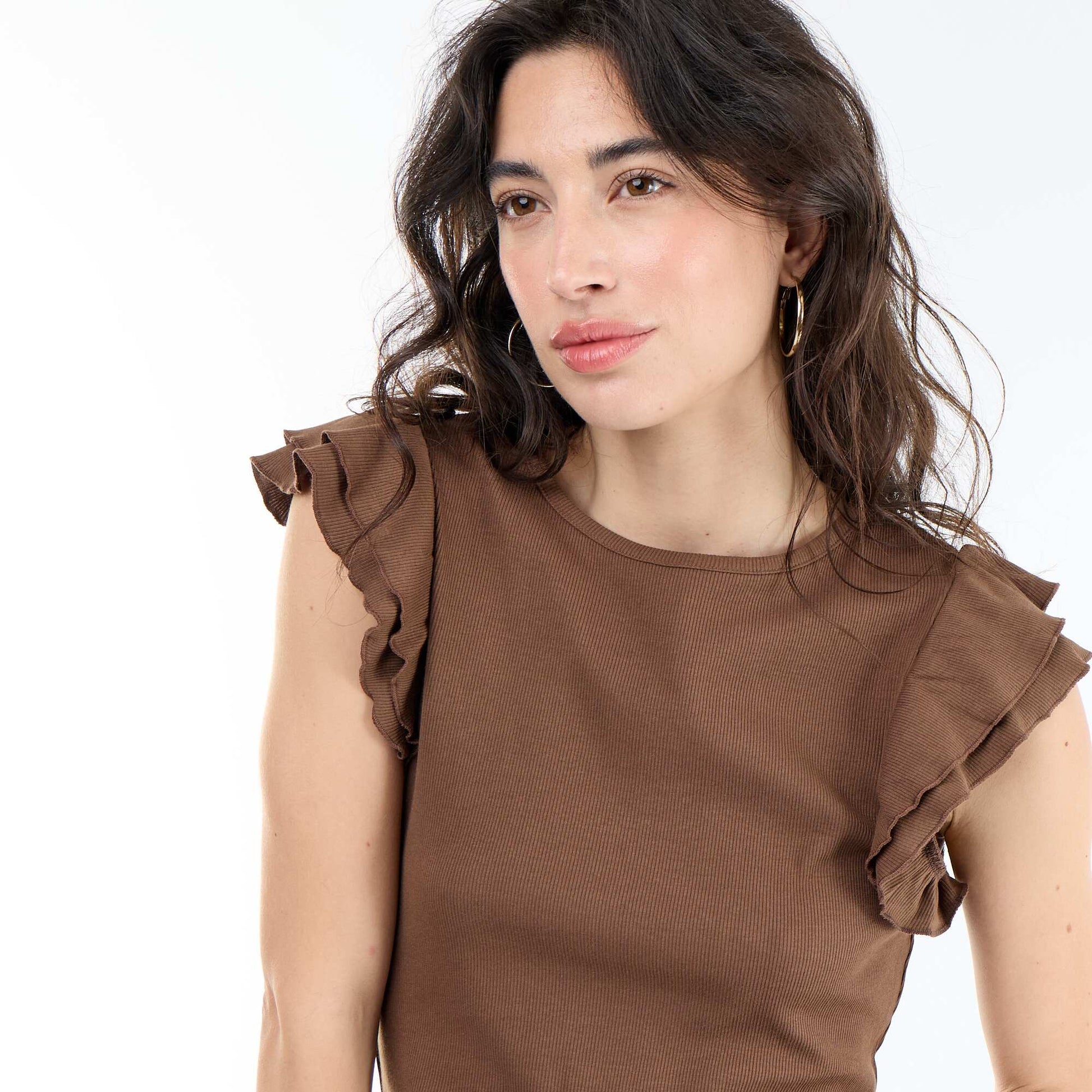Ribbed Ruffle-Sleeve T-shirt BROWN