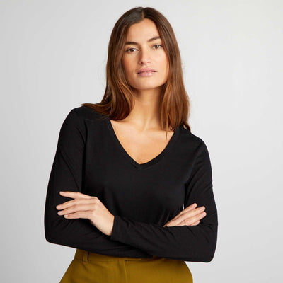 V-neck T-shirt BLACK
