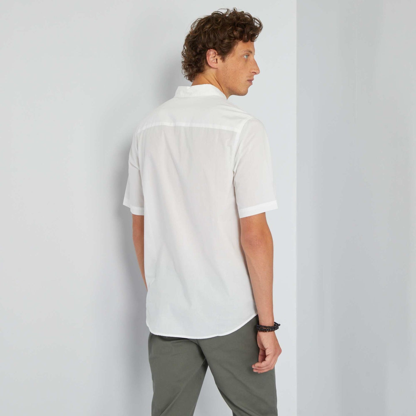 Short-sleeved shirt White