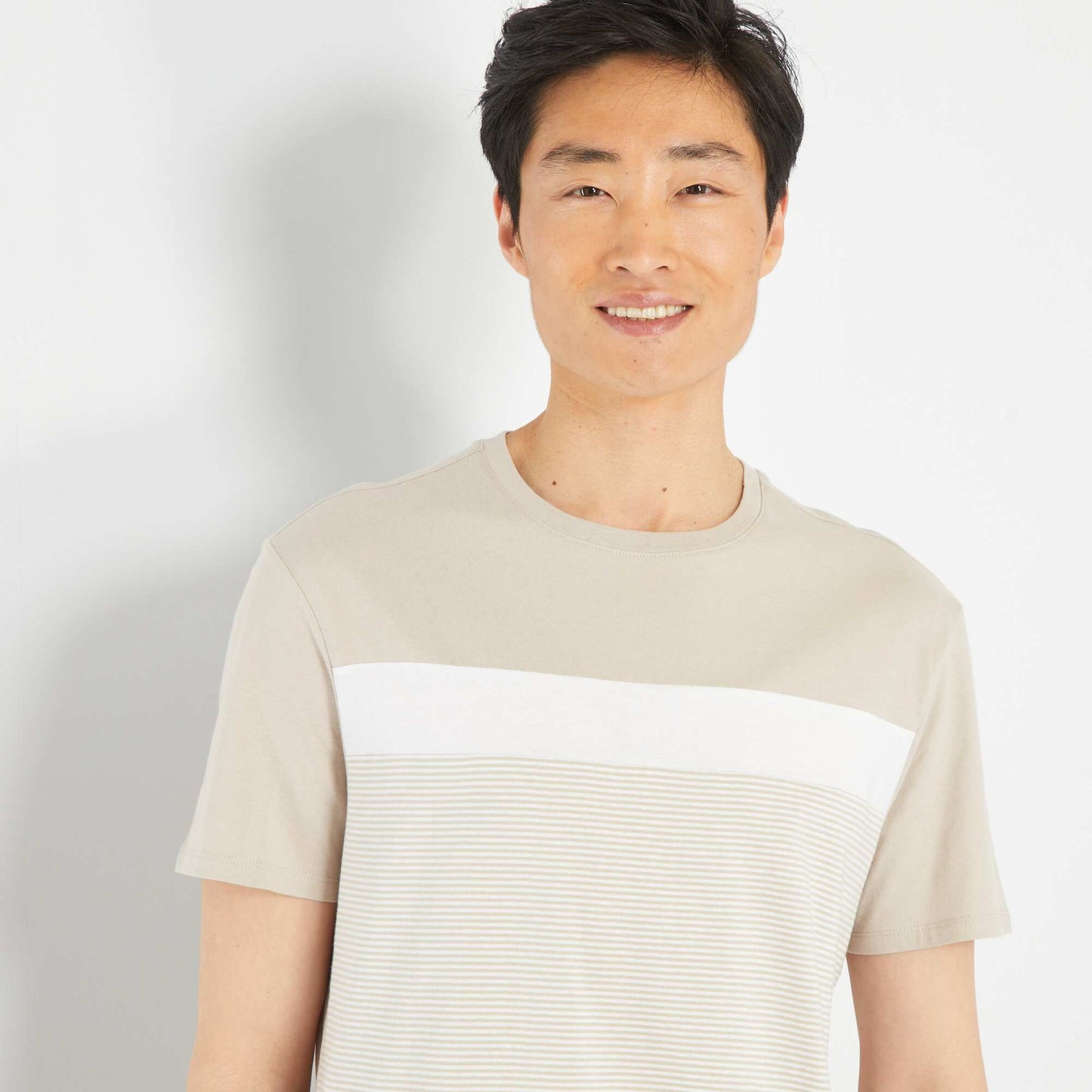 Short-sleeved T-shirt beige