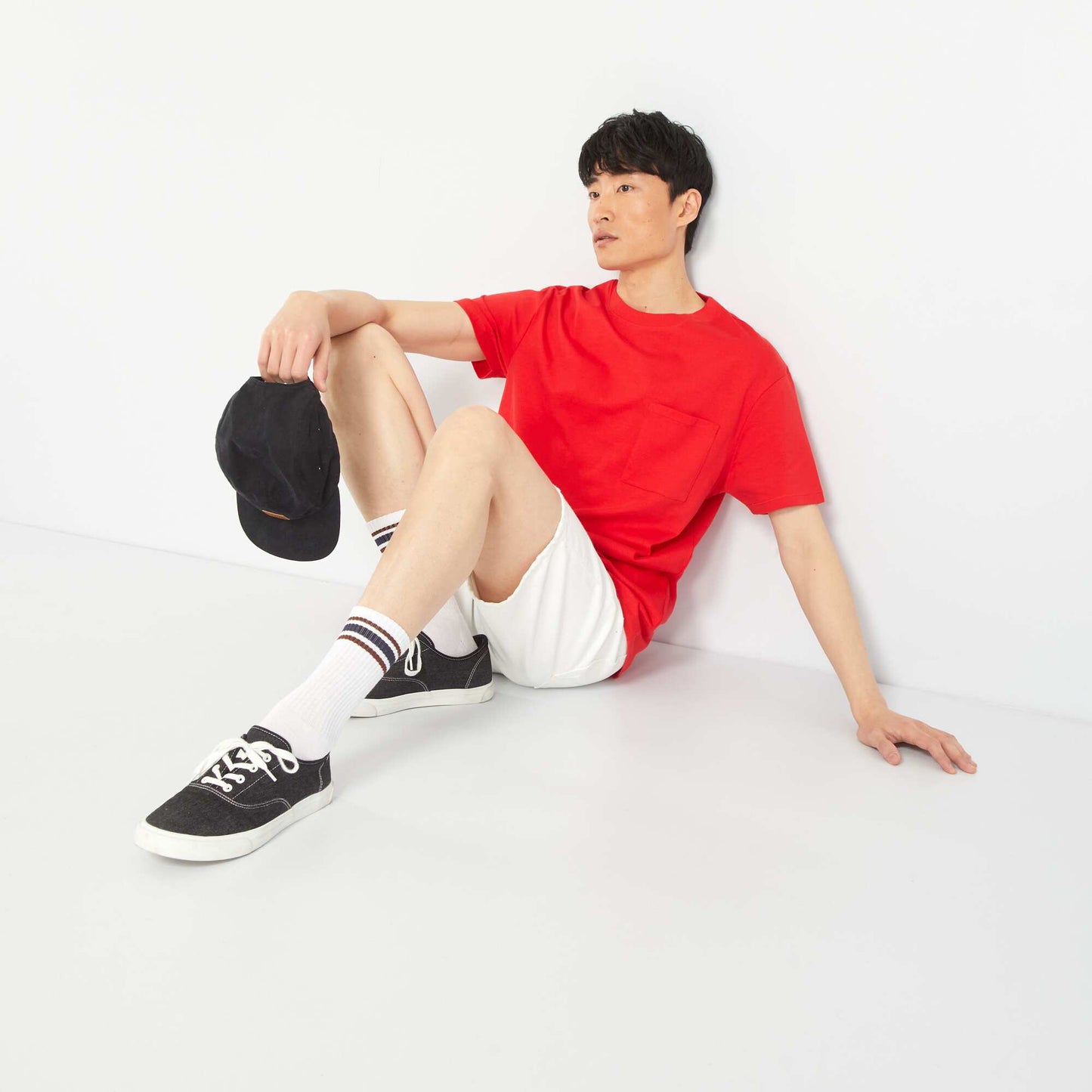 Loose-fit jersey T-shirt with pocket bright red