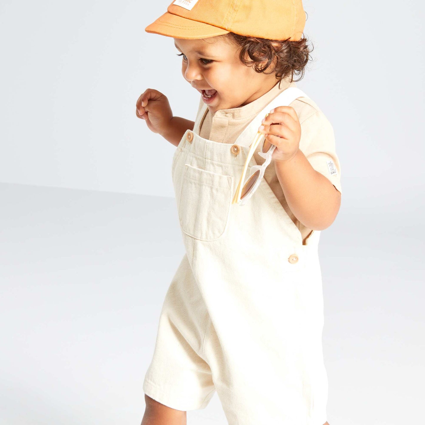 Dungarees and T-shirt set - 2-piece set BEIGE