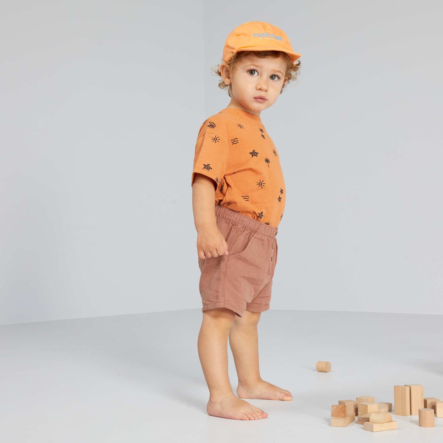 Plain cotton and linen shorts MARON BURL