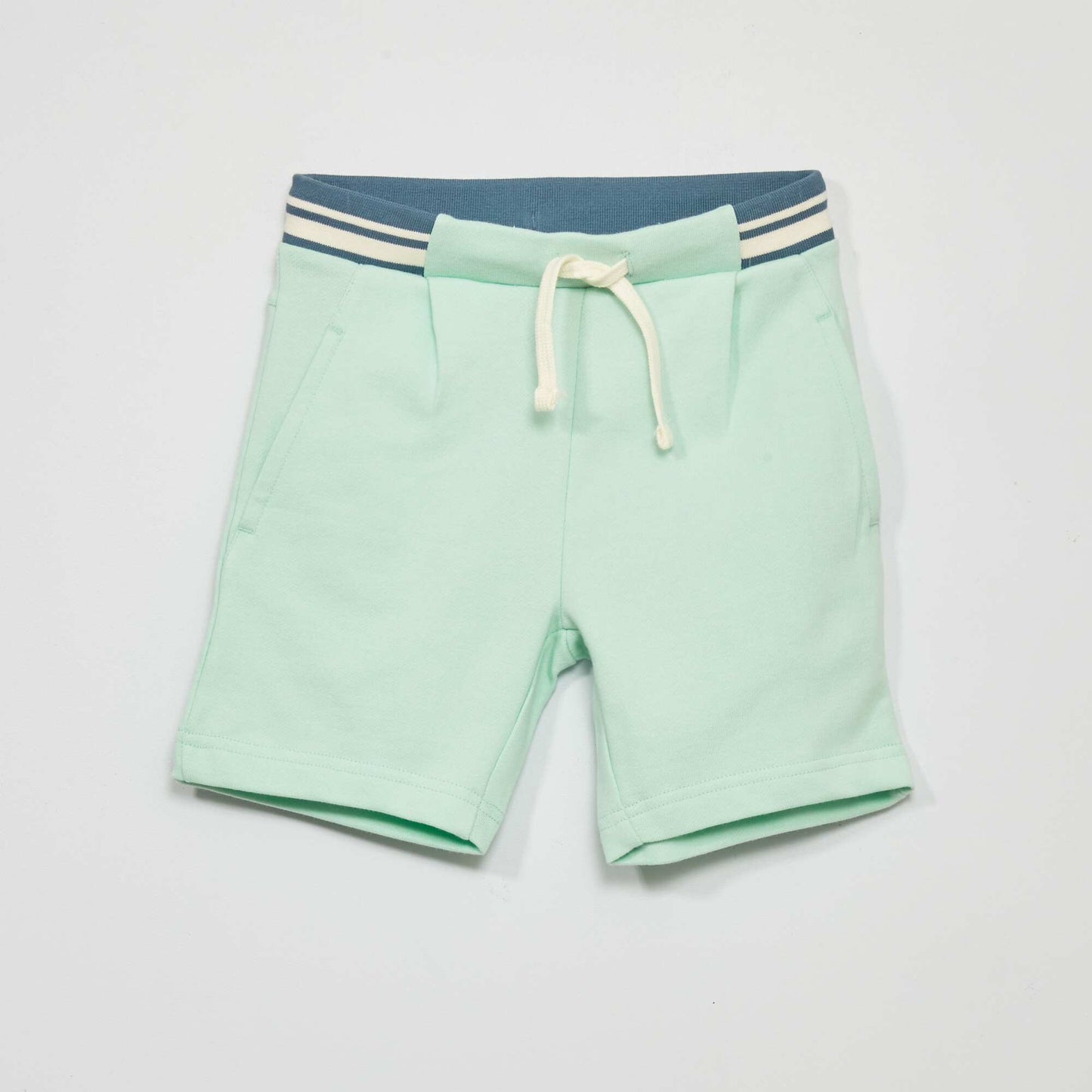 Sweatshirt fabric shorts green