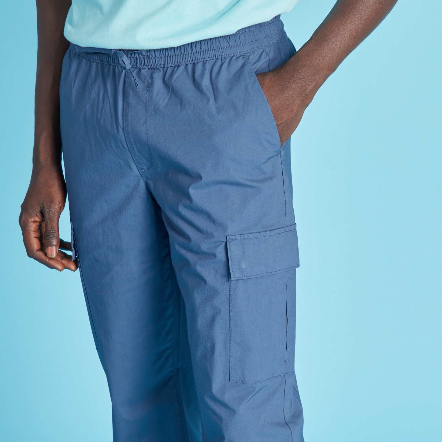 Trousers with side pockets dark blue