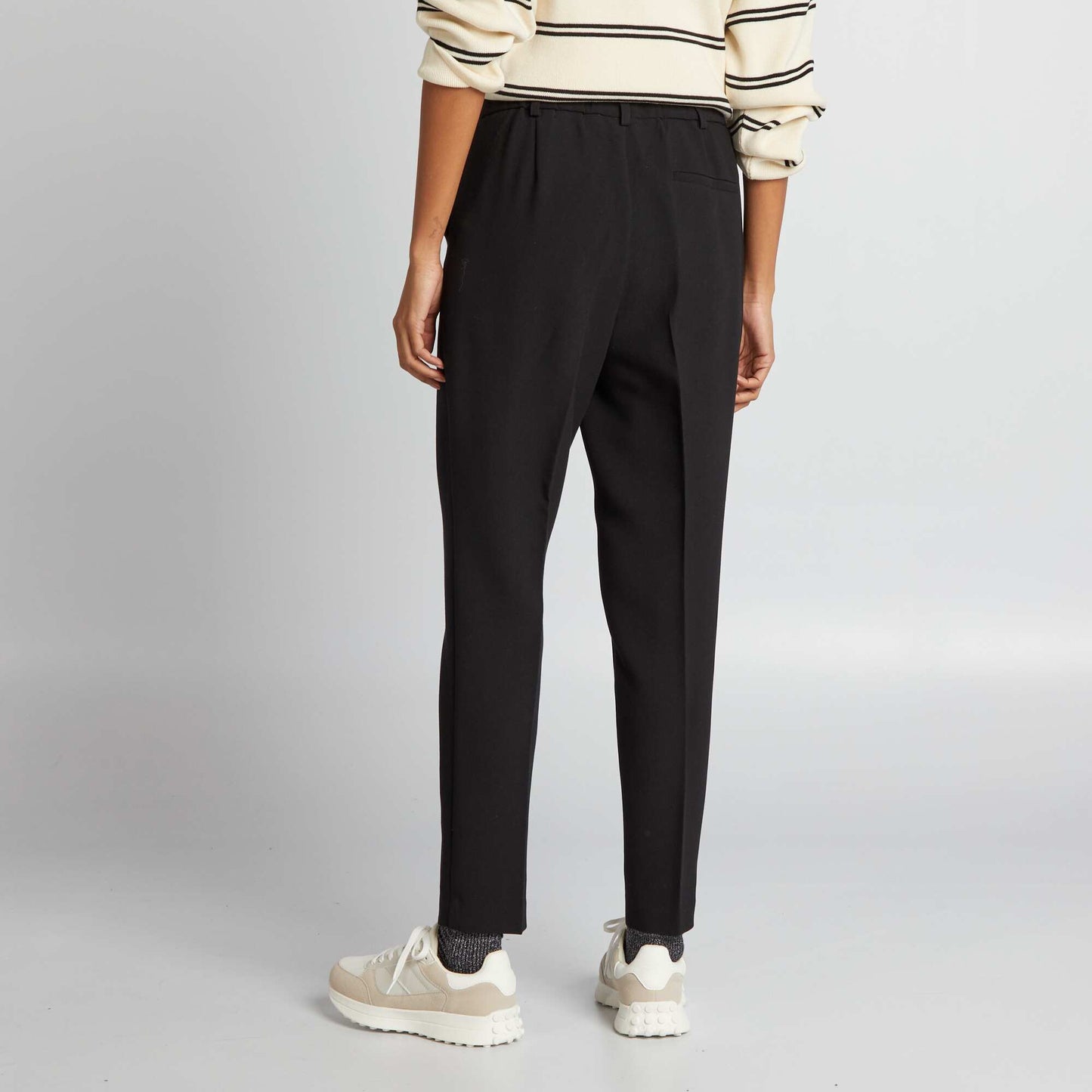 Cigarette trousers black