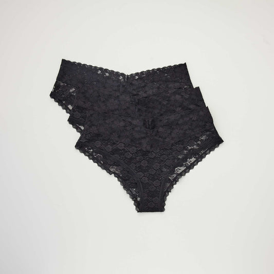 Pack of 3 pairs of lace shorties BLACK