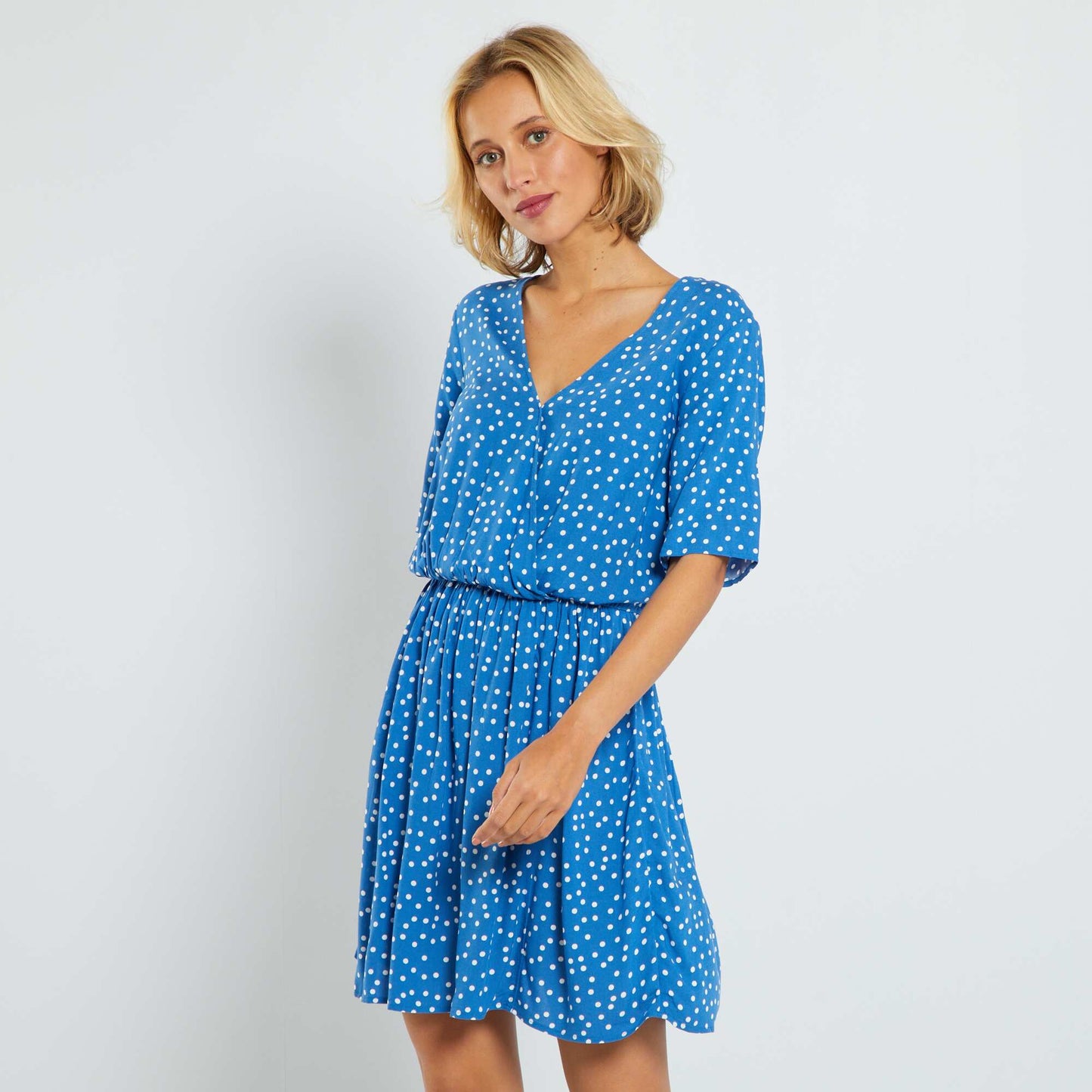 Short dress with stylish print BLUE