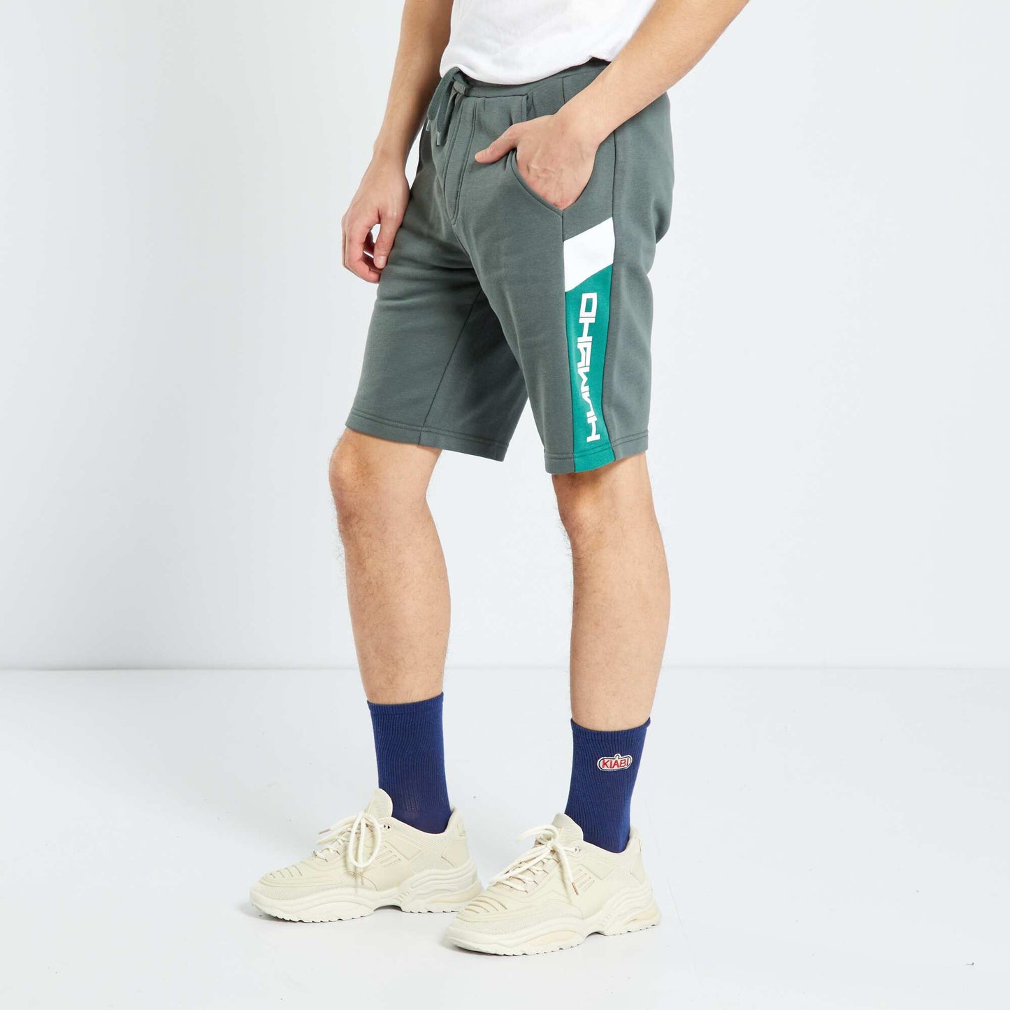 Sweatshirt fabric sports shorts GREEN