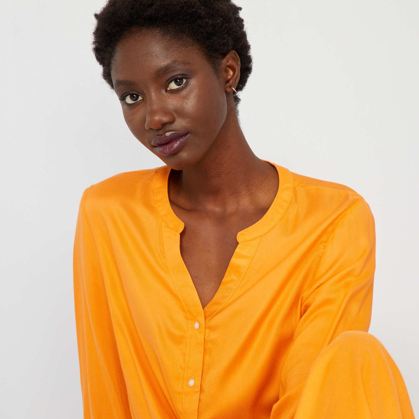 Flowing blouse with mandarin collar ORANGE